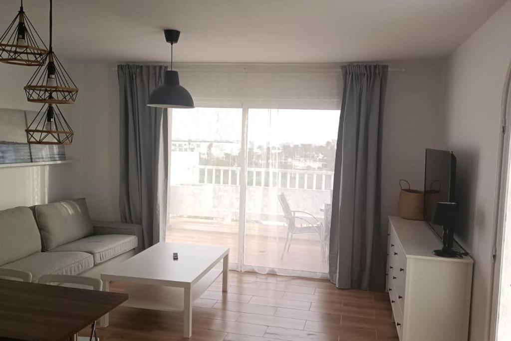 Apto. Vacacional “El Balcon De Las 4 Lunas” กอสตา เตกีสเซ ภายนอก รูปภาพ