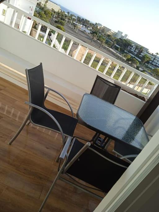 Apto. Vacacional “El Balcon De Las 4 Lunas” กอสตา เตกีสเซ ภายนอก รูปภาพ